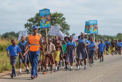 Children during the Round the Globe Run in Zimbabwe.